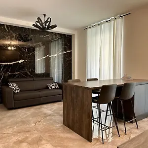 Magic Place Bergamo! Classy In The Heart Of The Apartament